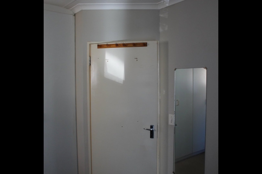 1 Bedroom Property for Sale in Strand Central Western Cape